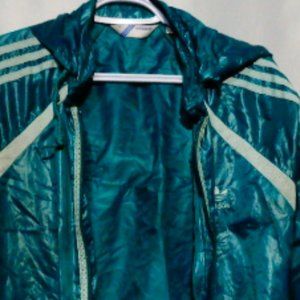 Rain coat  ADIDAS size LG